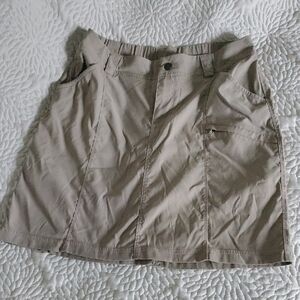 Duluth Trading Company Dry On The Fly Skort Women's 10